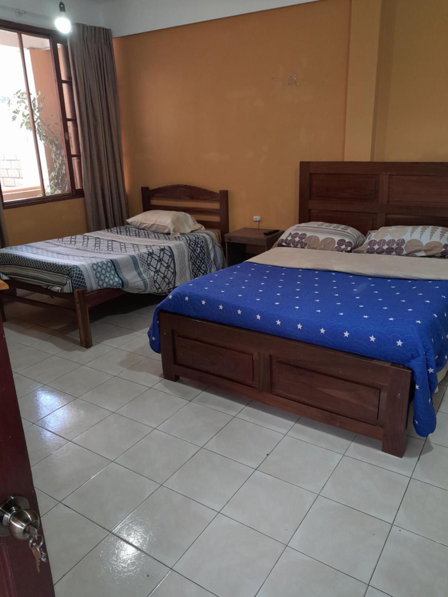 Urbano Hotell Tarija Eksteriør bilde